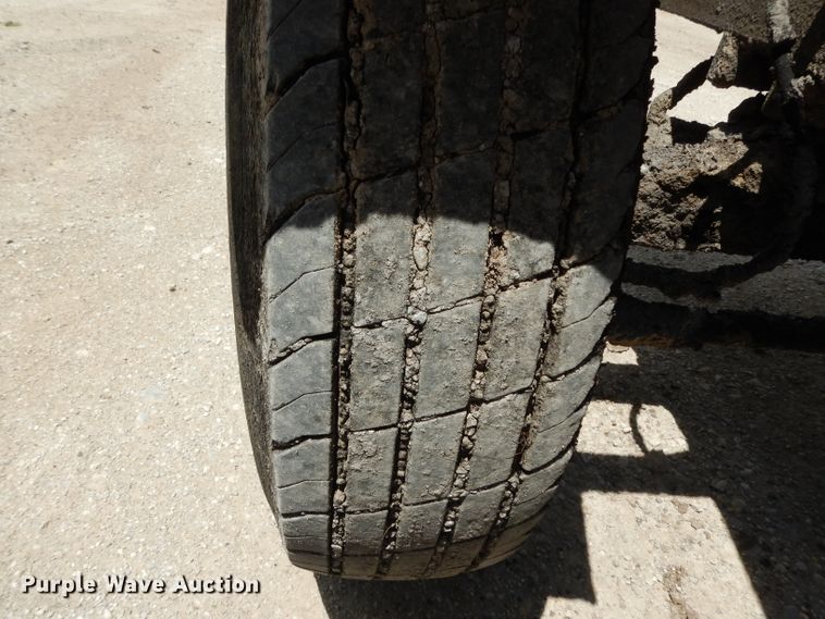 image for item DH5348 2005 Broce RJ350  sweeper