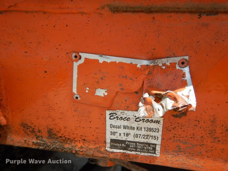 image for item DH5348 2005 Broce RJ350  sweeper