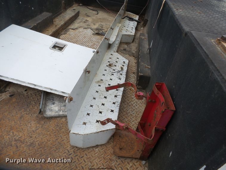 image for item DH7966 Knapheide utility bed with crane