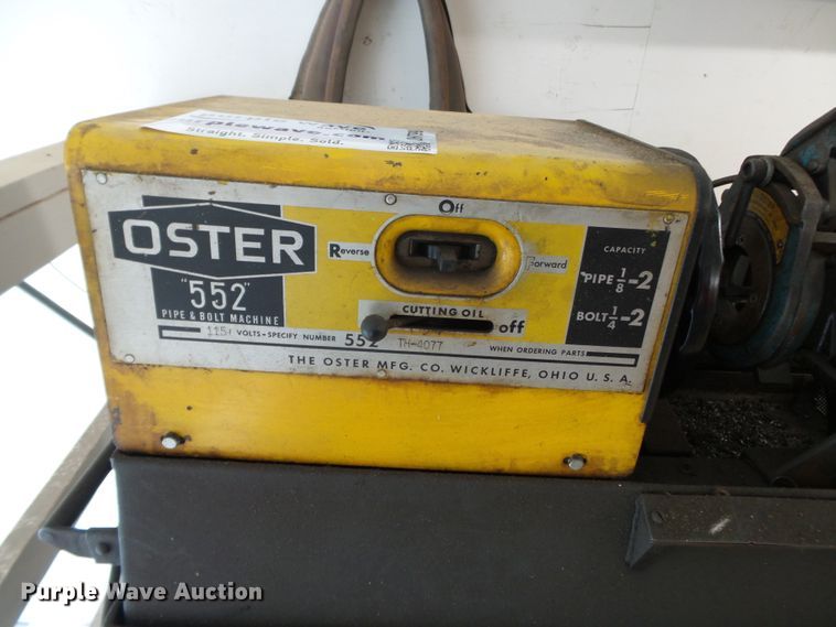 image for item DH7998 Oster 552 thread cutter