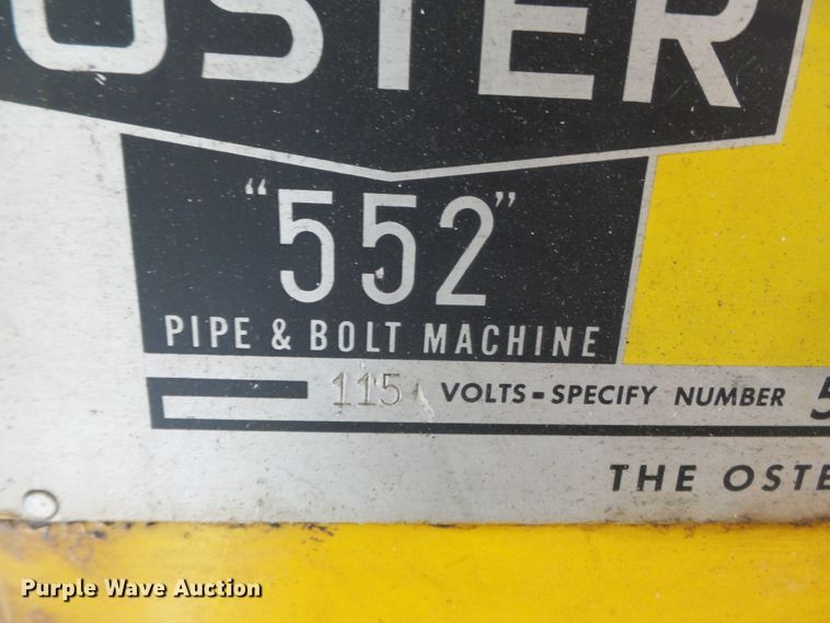 image for item DH7998 Oster 552 thread cutter