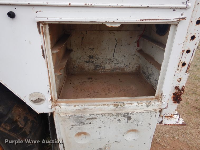 image for item DI0110 1980 GMC  utility truck with crane