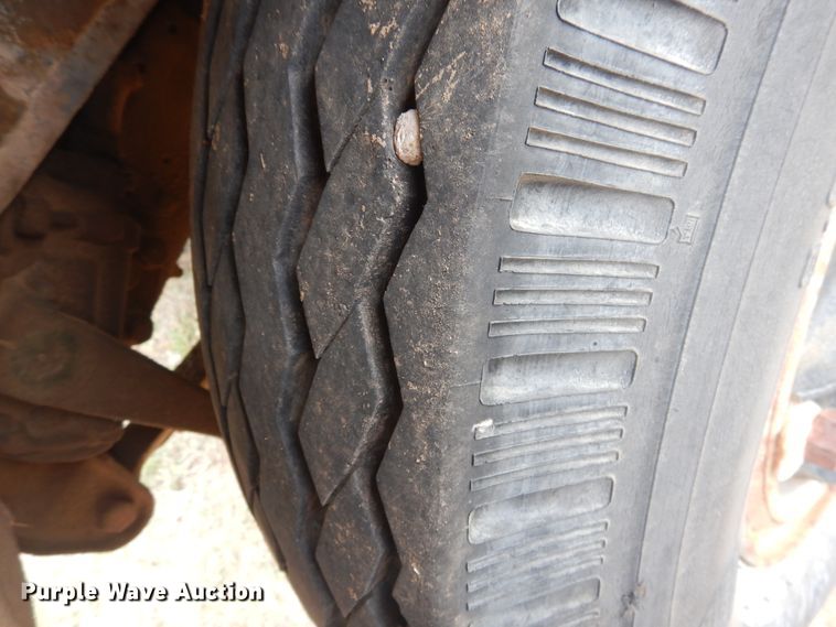 image for item DI0110 1980 GMC  utility truck with crane