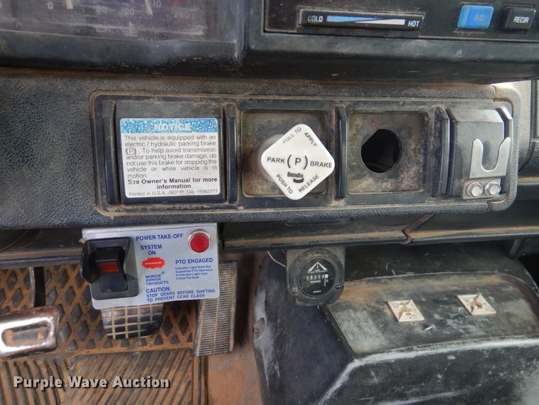 image for item DI0112 1994 Chevrolet Kodiak C5500  digger derrick truck