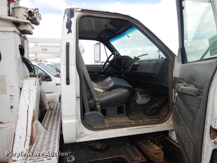 image for item DI0112 1994 Chevrolet Kodiak C5500  digger derrick truck