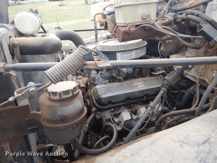 image for item DI0112 1994 Chevrolet Kodiak C5500  digger derrick truck