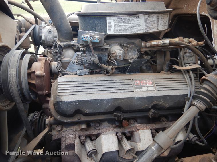 image for item DI0112 1994 Chevrolet Kodiak C5500  digger derrick truck