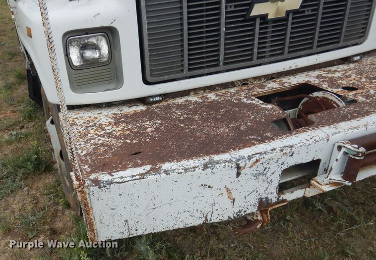 image for item DI0112 1994 Chevrolet Kodiak C5500  digger derrick truck