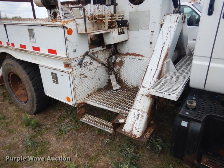 image for item DI0112 1994 Chevrolet Kodiak C5500  digger derrick truck