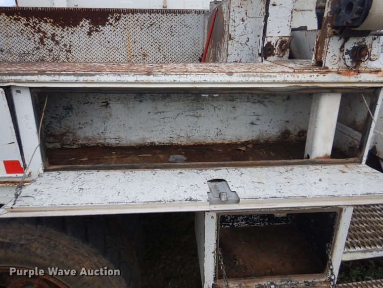 image for item DI0112 1994 Chevrolet Kodiak C5500  digger derrick truck