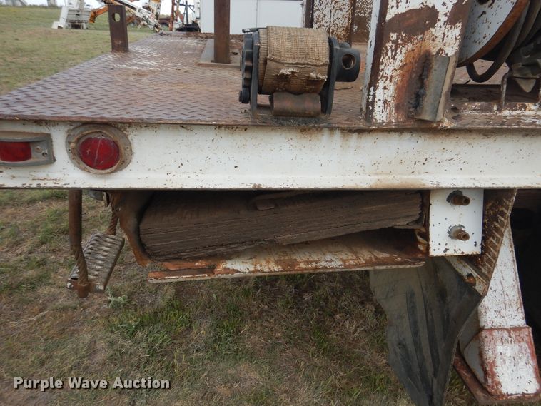 image for item DI0112 1994 Chevrolet Kodiak C5500  digger derrick truck