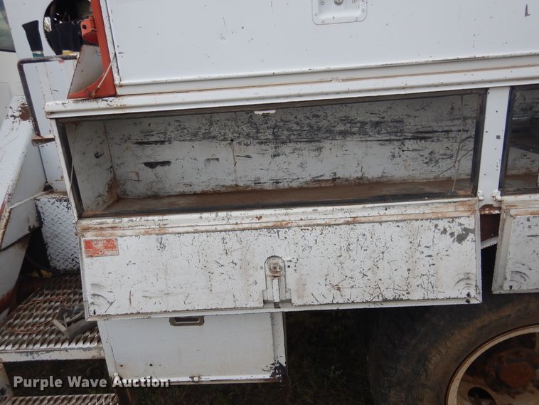 image for item DI0112 1994 Chevrolet Kodiak C5500  digger derrick truck