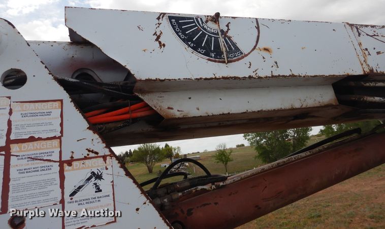 image for item DI0112 1994 Chevrolet Kodiak C5500  digger derrick truck