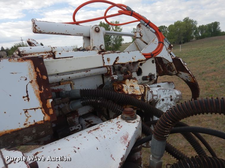 image for item DI0112 1994 Chevrolet Kodiak C5500  digger derrick truck