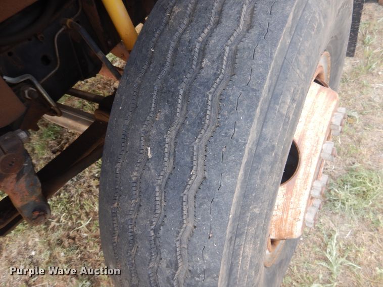 image for item DI0112 1994 Chevrolet Kodiak C5500  digger derrick truck