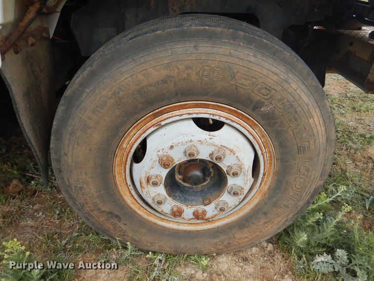 image for item DI0112 1994 Chevrolet Kodiak C5500  digger derrick truck