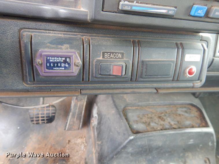 image for item DI0113 1996 Chevrolet Kodiak C6500  digger derrick truck