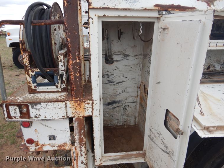 image for item DI0113 1996 Chevrolet Kodiak C6500  digger derrick truck