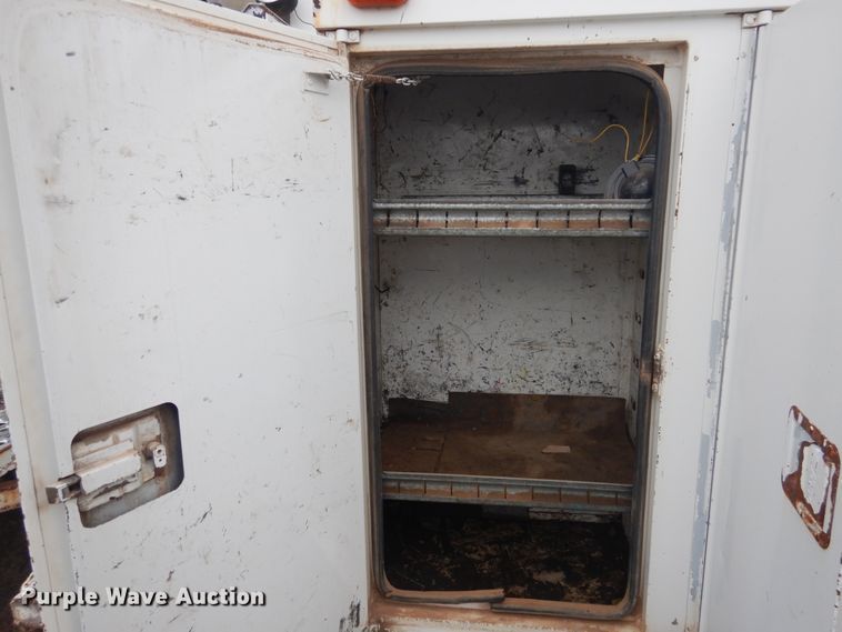 image for item DI0113 1996 Chevrolet Kodiak C6500  digger derrick truck