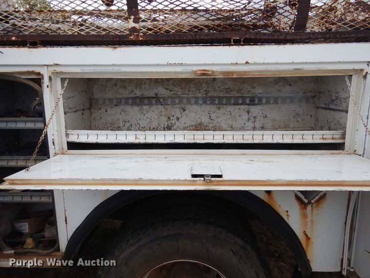 image for item DI0113 1996 Chevrolet Kodiak C6500  digger derrick truck