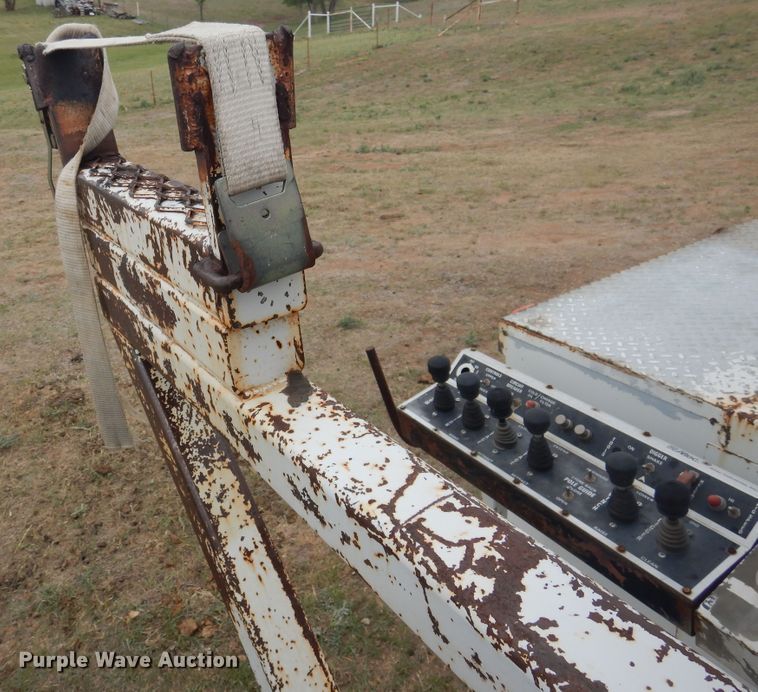 image for item DI0113 1996 Chevrolet Kodiak C6500  digger derrick truck