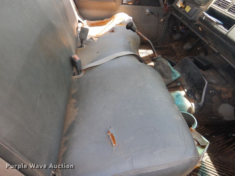 image for item DI0115 1994 Chevrolet Kodiak C5500  digger derrick truck