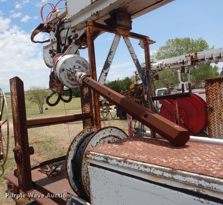 image for item DI0115 1994 Chevrolet Kodiak C5500  digger derrick truck