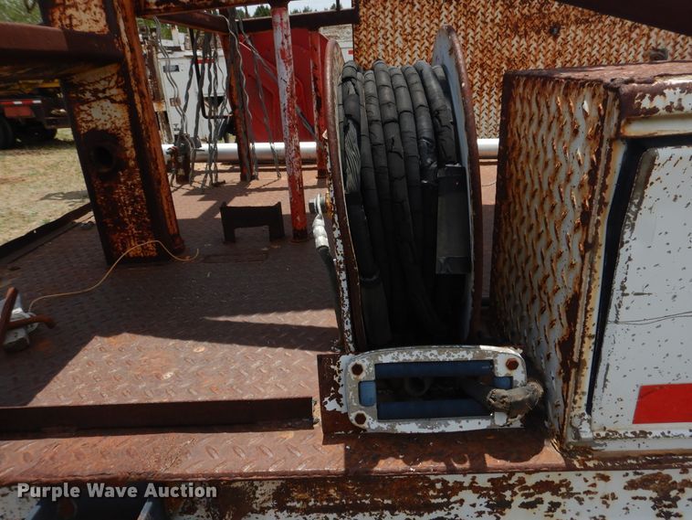 image for item DI0115 1994 Chevrolet Kodiak C5500  digger derrick truck