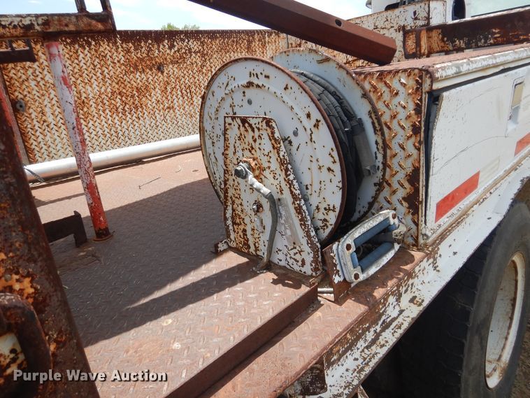 image for item DI0115 1994 Chevrolet Kodiak C5500  digger derrick truck