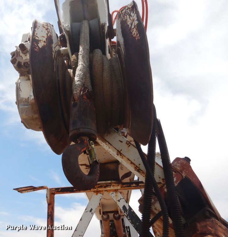 image for item DI0115 1994 Chevrolet Kodiak C5500  digger derrick truck