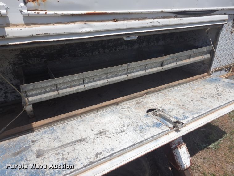 image for item DI0115 1994 Chevrolet Kodiak C5500  digger derrick truck