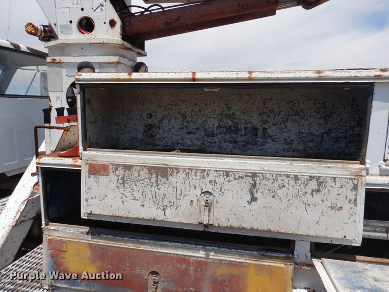 image for item DI0115 1994 Chevrolet Kodiak C5500  digger derrick truck