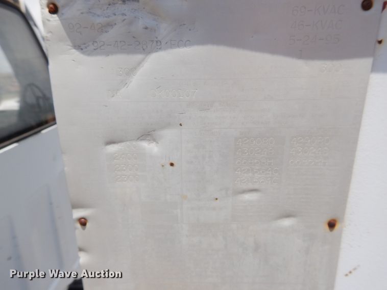 image for item DI0115 1994 Chevrolet Kodiak C5500  digger derrick truck