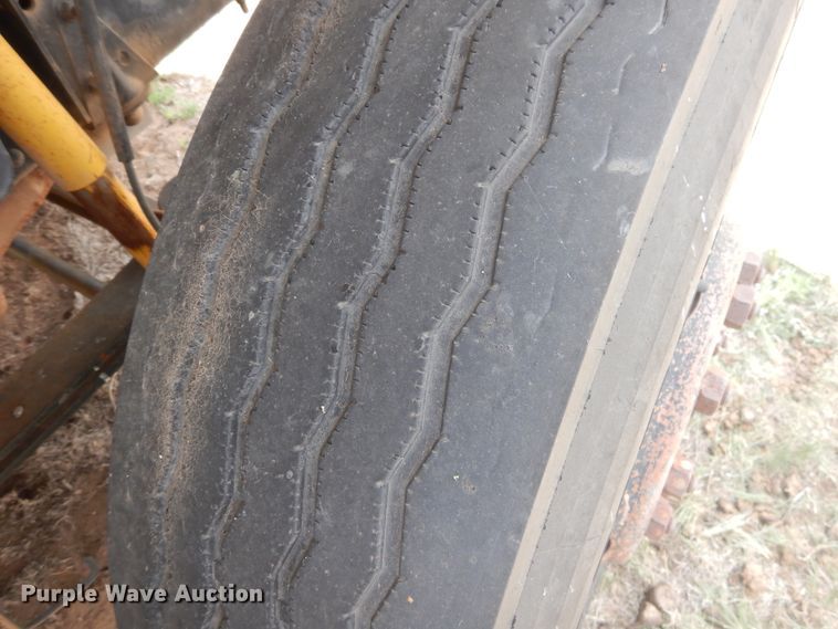 image for item DI0115 1994 Chevrolet Kodiak C5500  digger derrick truck