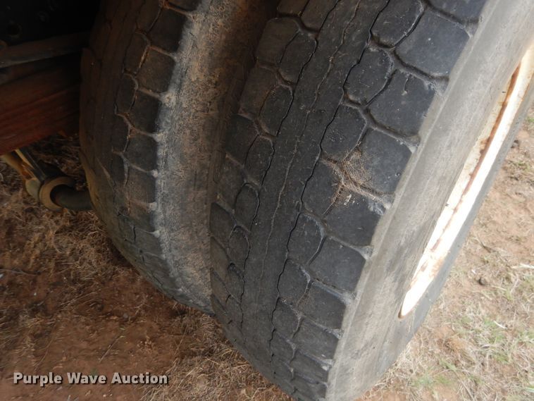 image for item DI0115 1994 Chevrolet Kodiak C5500  digger derrick truck