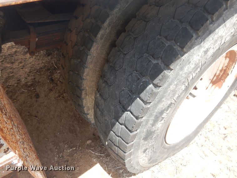 image for item DI0115 1994 Chevrolet Kodiak C5500  digger derrick truck