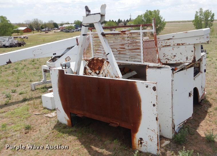 image for item DI0128 Truck beds and trailer