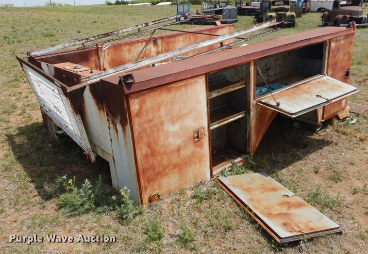 image for item DI0128 Truck beds and trailer