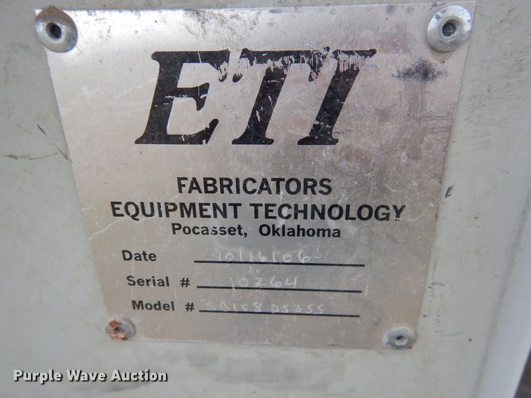 image for item DI0140 2006 Ford F550 Super Duty  bucket truck