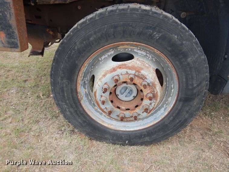 image for item DI0140 2006 Ford F550 Super Duty  bucket truck