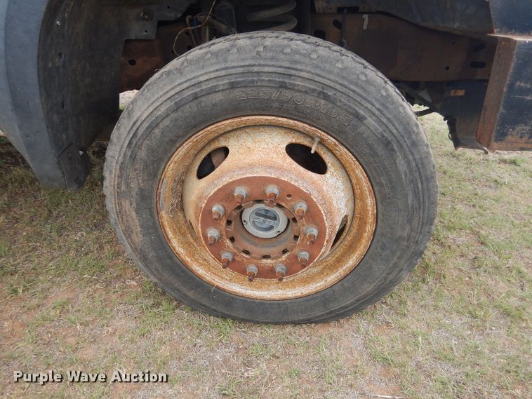 image for item DI0140 2006 Ford F550 Super Duty  bucket truck