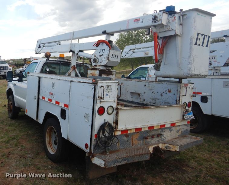 image for item DI0141 2001 Ford F450 Super Duty  bucket truck