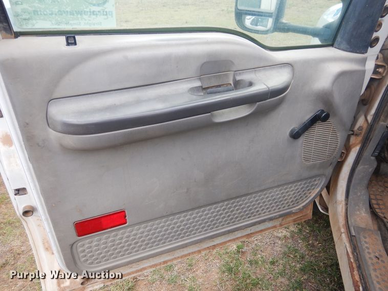 image for item DI0141 2001 Ford F450 Super Duty  bucket truck