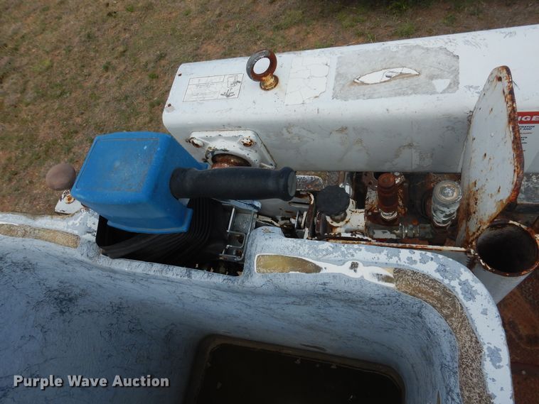 image for item DI0141 2001 Ford F450 Super Duty  bucket truck