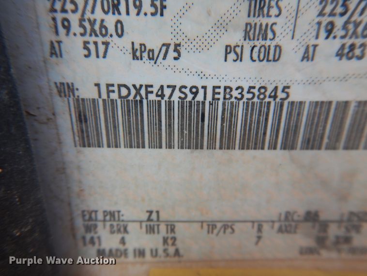 image for item DI0141 2001 Ford F450 Super Duty  bucket truck