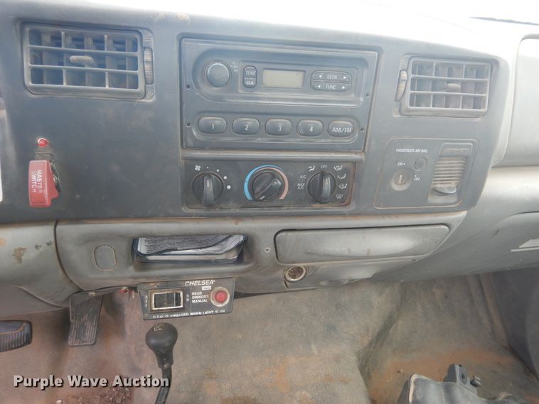 image for item DI0142 2003 Ford F550 Super Duty  bucket truck