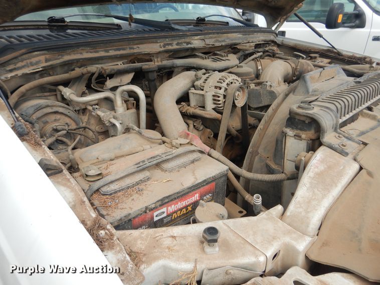 image for item DI0142 2003 Ford F550 Super Duty  bucket truck