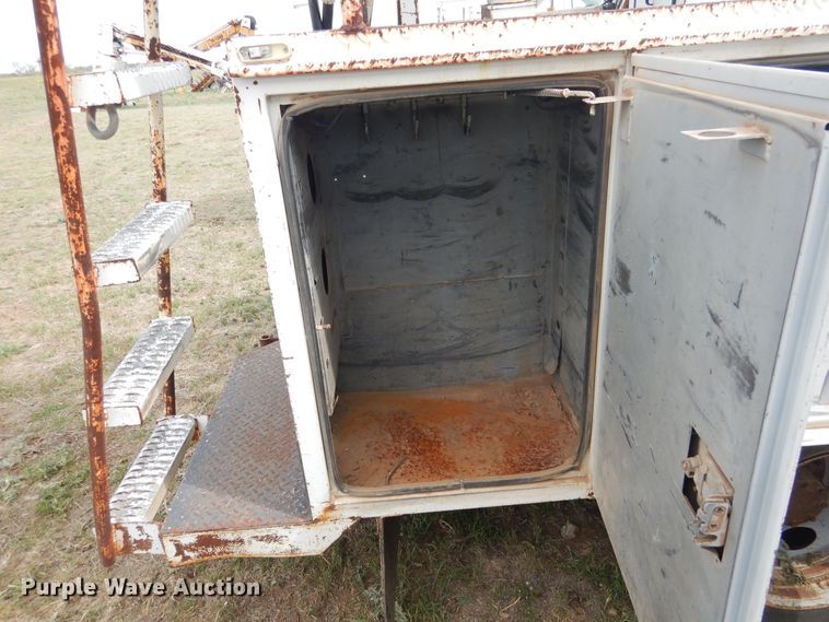 image for item DI0142 2003 Ford F550 Super Duty  bucket truck