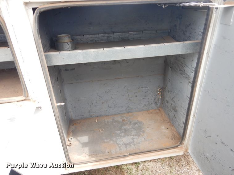 image for item DI0142 2003 Ford F550 Super Duty  bucket truck