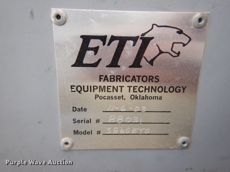 image for item DI0142 2003 Ford F550 Super Duty  bucket truck